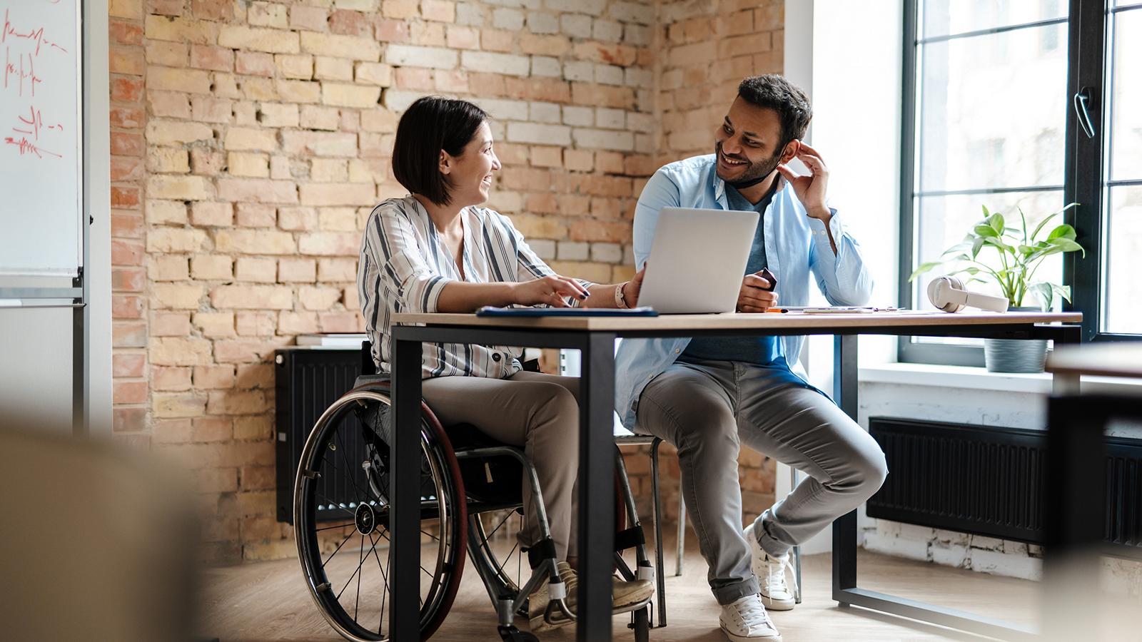 Teamwork Colleagues Collaborating office tt  xlarge 16 9