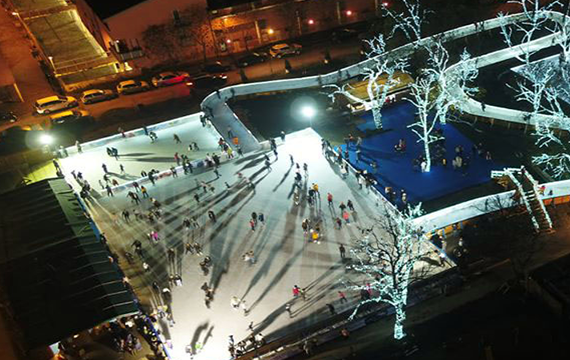 Hielo fiable para dos grandes atracciones estacionales