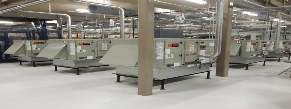 Image of HVAC lab with multiple pieces of equipment