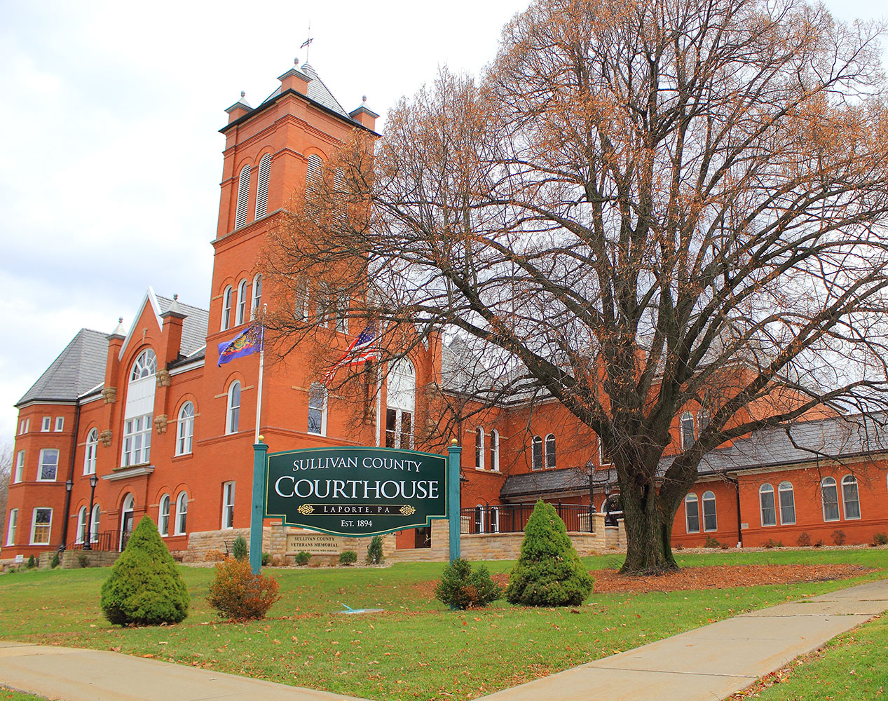 Sullivan County Courthouse