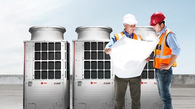 Các nhà thầu xem xét kế hoạch trước các sản phẩm của Trane